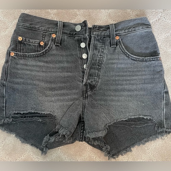 Levi’s 501 High Rise Shorts - Picture 1 of 4